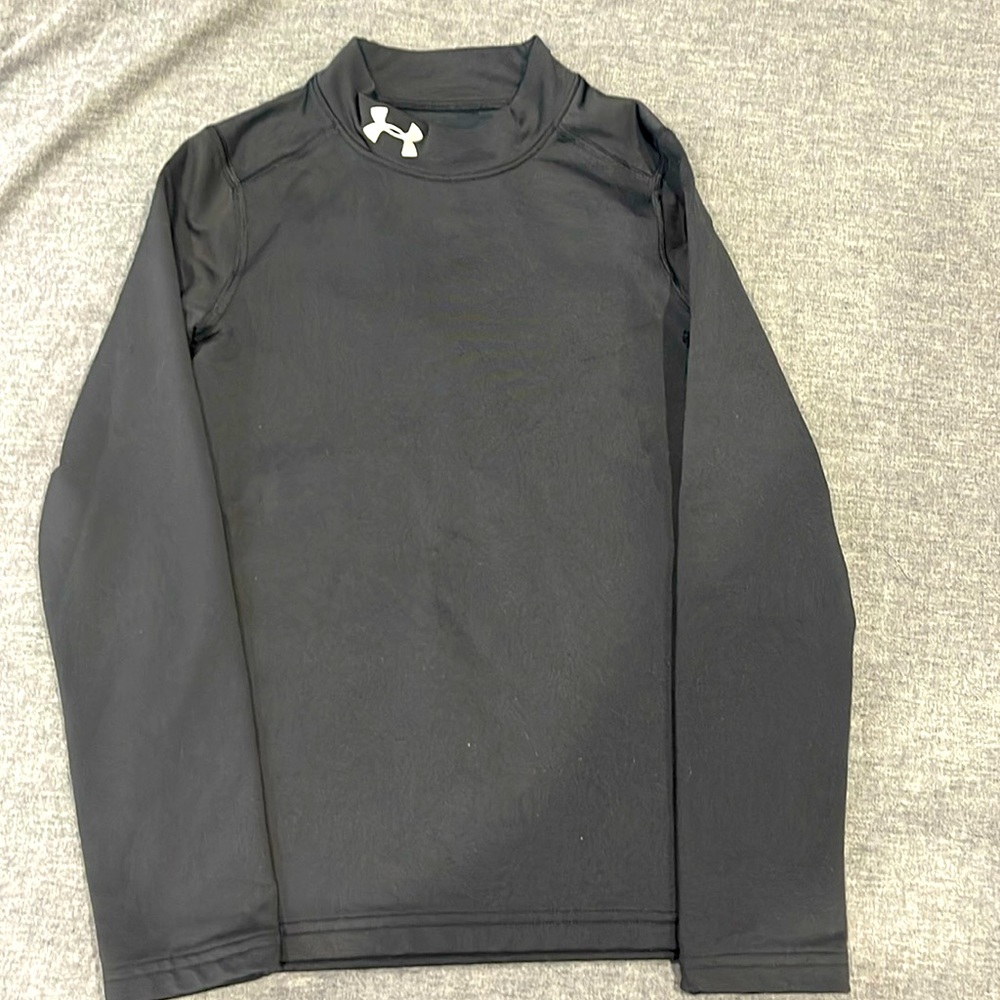 Under Armour cold gear size small